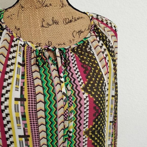 Style & Co.•Semi sheer-3/4 sleeves-elasticized•Lrg. - Picture 7 of 7